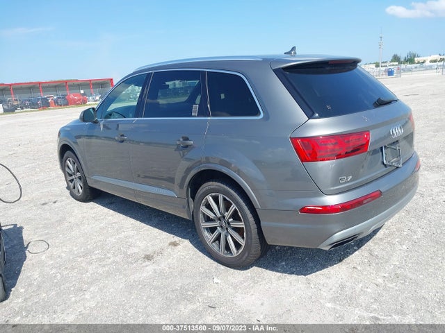 WA1VAAF75HD010972 Audi Q7 Prestige