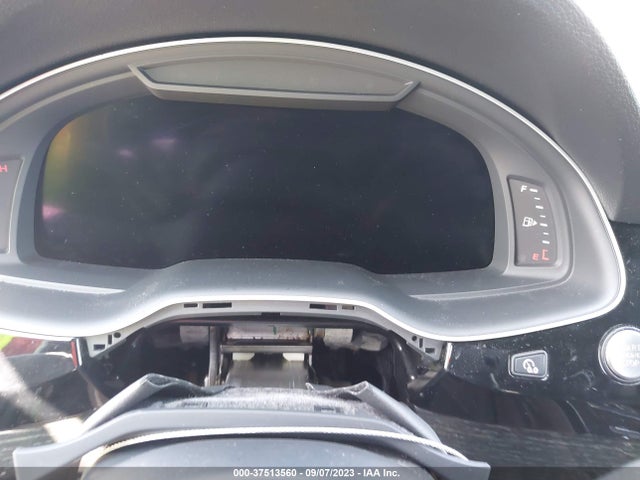 WA1VAAF75HD010972 Audi Q7 Prestige