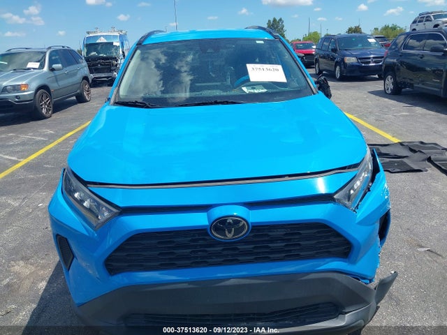 Toyota RAV4 LE 2020 2T3H1RFV7LC062200 Image 11