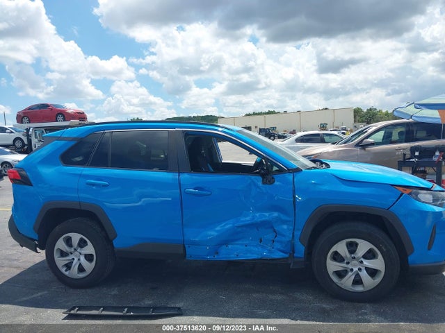 Toyota RAV4 LE 2020 2T3H1RFV7LC062200 Image 12