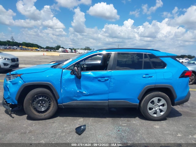 Toyota RAV4 LE 2020 2T3H1RFV7LC062200 Image 6