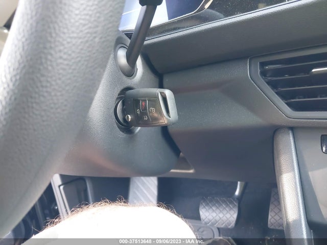 3VWBM7BU2NM013422 Volkswagen Jetta Sport