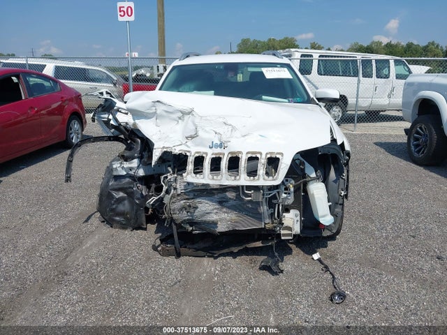 1C4PJMLXXKD104406 Jeep Cherokee Latitude Plus