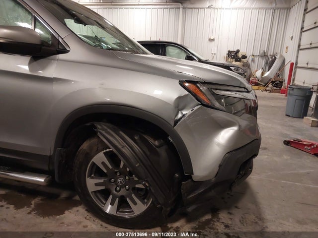 2019 HONDA RIDGELINE RTL VIN: 5FPYK3F55KB031323