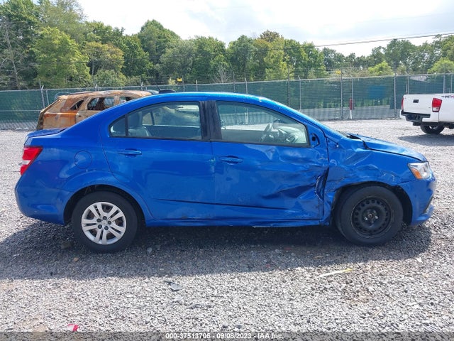 Chevrolet SONIC LS 2019 1G1JB5SB6K4148944 Image 13