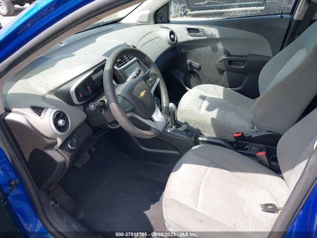 Chevrolet SONIC LS 2019 1G1JB5SB6K4148944 Image 5