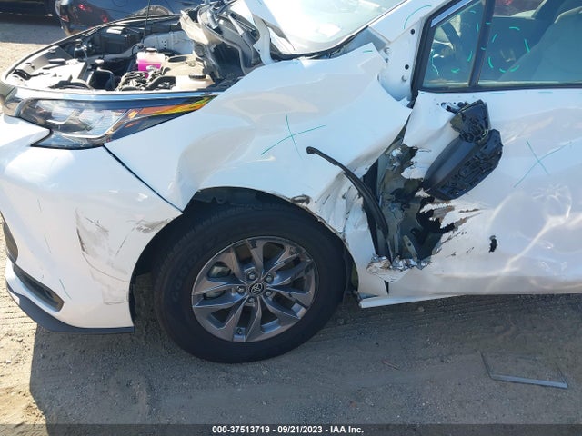 2023 TOYOTA SIENNA LE VIN: 5TDKRKEC7PS139188