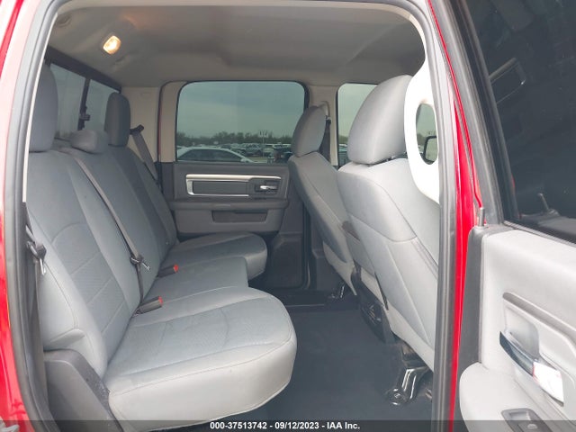 1C6RR7TT7KS567350 RAM 1500 Classic Slt