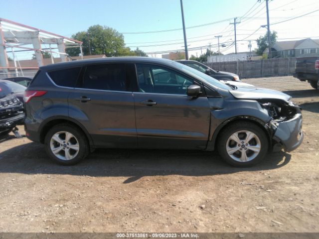 1FMCU9G97FUB50355 Ford ESCAPE SE