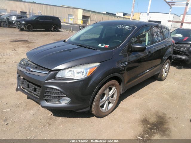 1FMCU9G97FUB50355 Ford ESCAPE SE