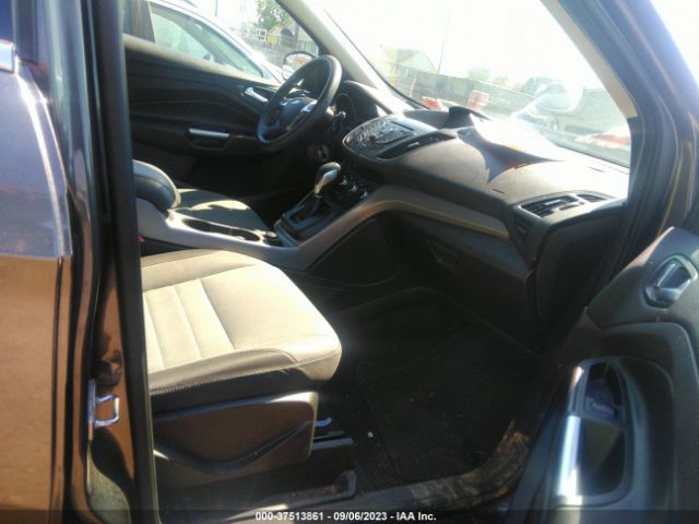 1FMCU9G97FUB50355 Ford ESCAPE SE
