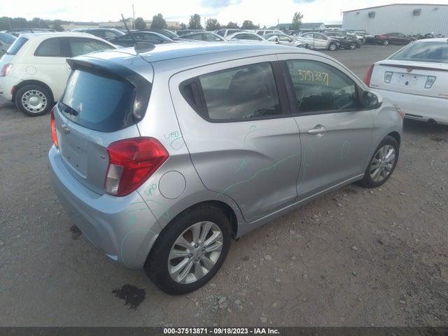 Chevrolet Spark 1lt Cvt 2018 KL8CD6SA6JC438010 Image 4