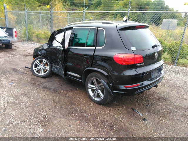 WVGTV7AX6HK019439 Volkswagen Tiguan Sport