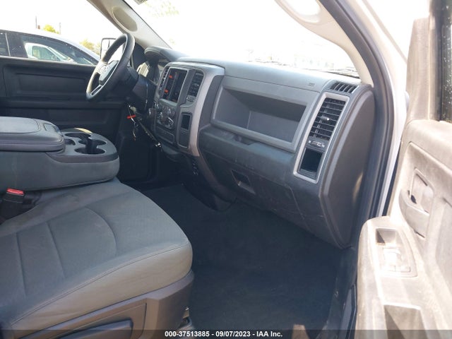 2016 RAM 1500 EXPRESS VIN: 1C6RR7FT8GS373204