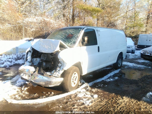 GMC Savana 2500 Work Van 2015 1GTW7FCF9F1907700 Image 2