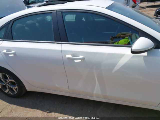 3KPF24AD0ME287852 KIA Forte Lxs