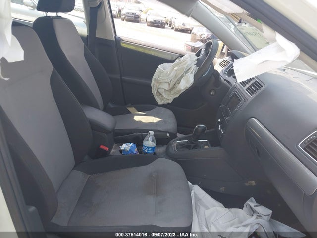 3VW2B7AJ0HM319262 Volkswagen Jetta 1.4t S