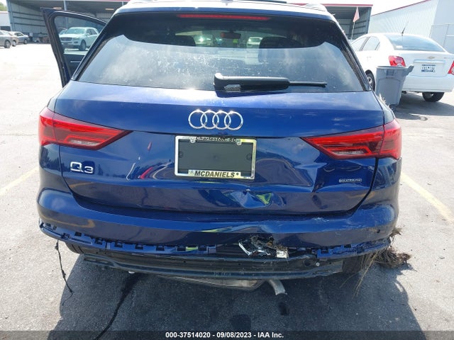WA1EECF3XN1062740 Audi Q3 S Line Premium Plus