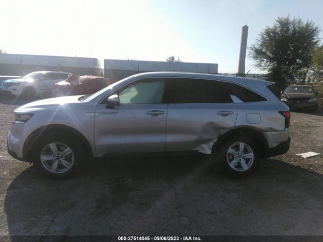 5XYRGDLC9NG113561 KIA SORENTO LX