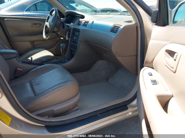 1998 TOYOTA CAMRY XLE VIN: JT2BF28K1W0116222
