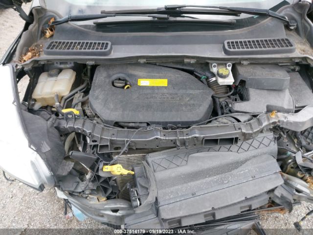 1FMCU0GX1GUC62323 Ford ESCAPE SE