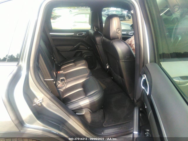 2016 PORSCHE CAYENNE WP1AA2A29GKA10925 Photo 7