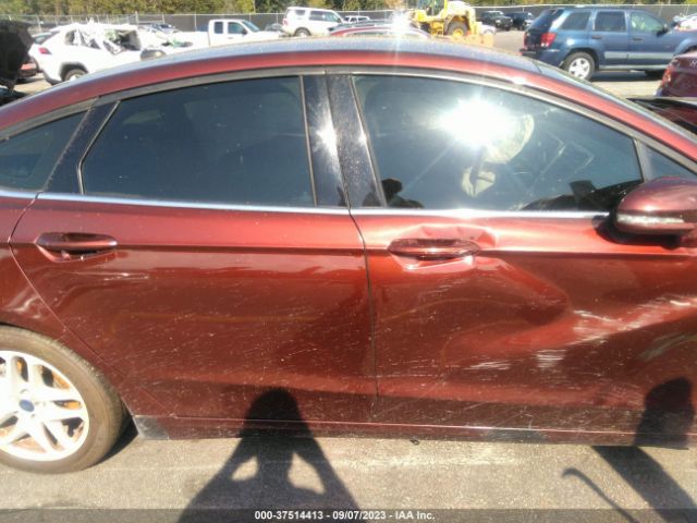 3FA6P0H76GR307082 Ford FUSION SE