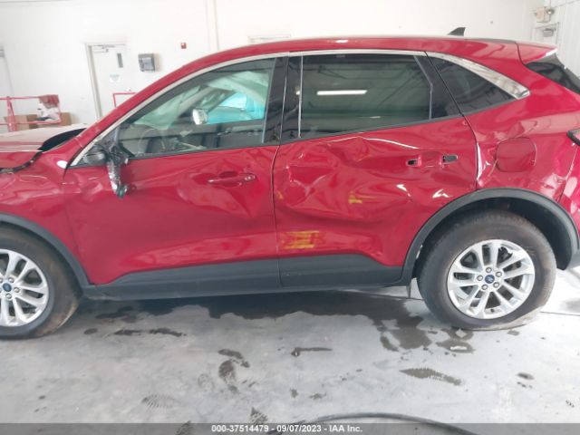 1FMCU9G6XLUC66893 Ford ESCAPE SE