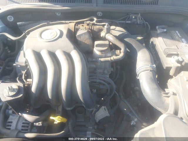 3VW2K7AJ5FM279757 Volkswagen Jetta Sedan 2.0l S