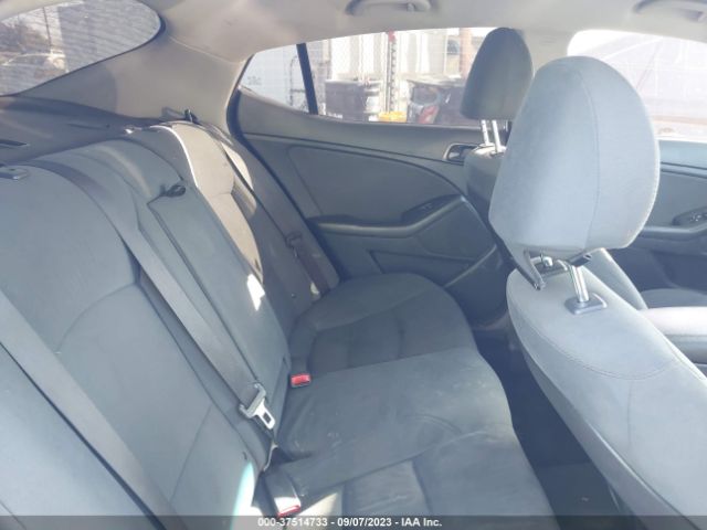 KNAGM4A71F5664032 KIA Optima Lx