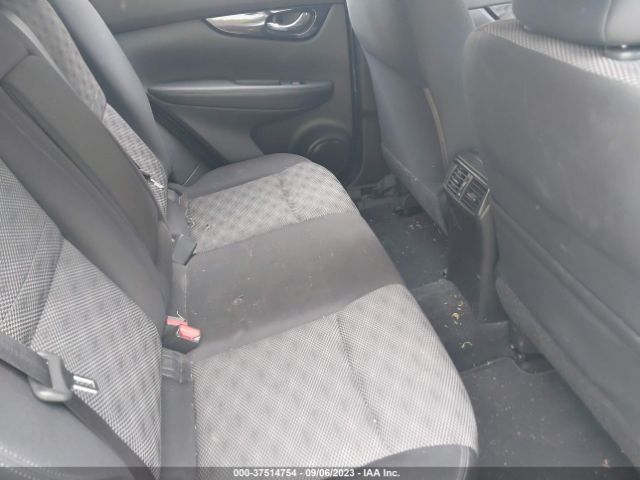 JN1BJ1CP8HW016883 Nissan Rogue Sport Sv