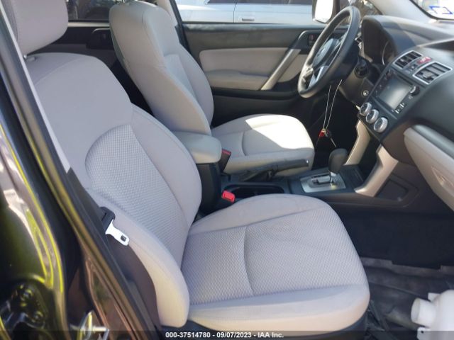 JF2SJABC2JH590256 Subaru Forester