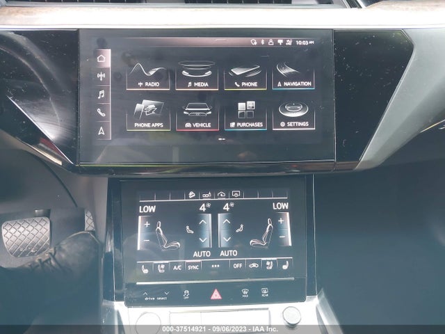 WA1LAAGE3KB020388 Audi E-tron Premium Plus