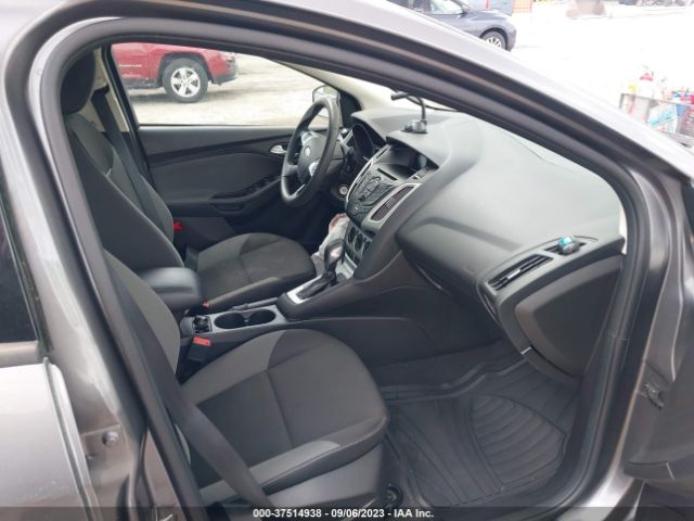 1FADP3F29EL429835 Ford FOCUS SE