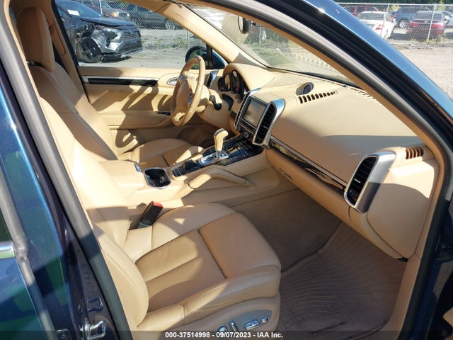 2013 PORSCHE CAYENNE WP1AA2A22DLA11159 Photo 4