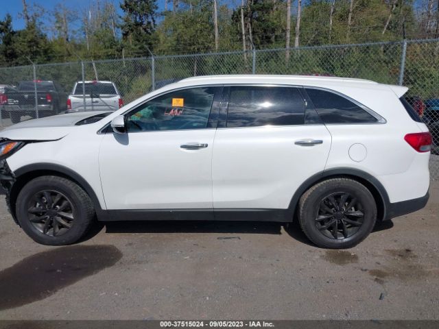 5XYPG4A53HG219651 KIA Sorento Lx V6