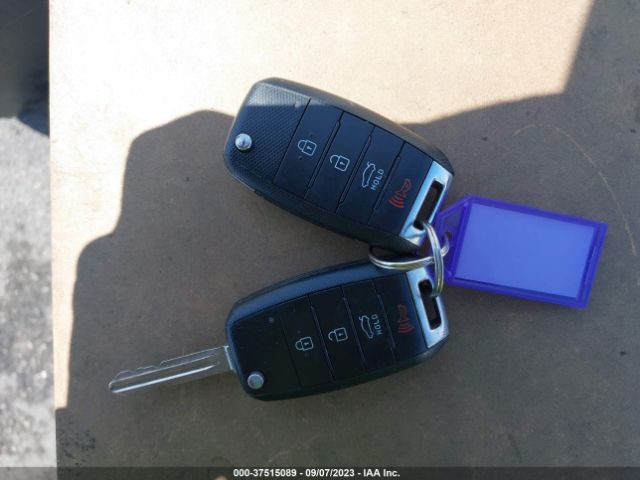 KNAFX4A87G5461675 KIA FORTE EX