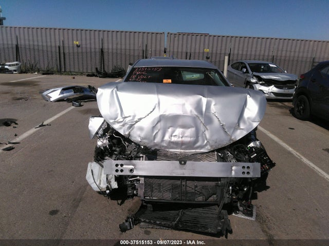 Chevrolet VOLT LT 2018 1G1RC6S54JU111535 Image 12