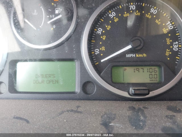 2008 LAND ROVER LR2 SE VIN: SALFS24NX8H019117