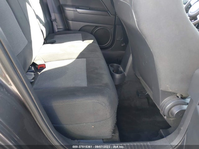 1C4NJPBA0HD212483 Jeep Patriot Sport Fwd
