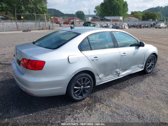 2013 VOLKSWAGEN JETTA SEDAN SE W/CONVENIENCE VIN: 3VWDX7AJ4DM408448
