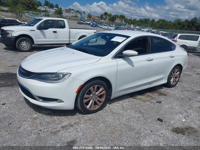 Chrysler 200 Limited Platinum 2016 1C3CCCAB7GN191584 Image 2