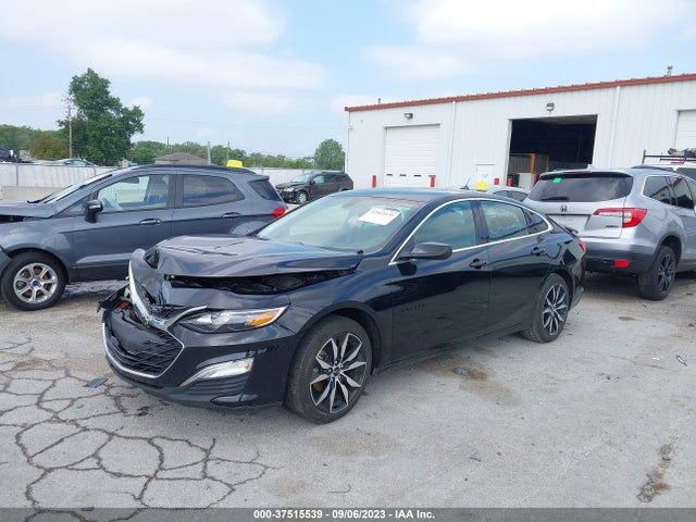 Chevrolet MALIBU RS 2021 1G1ZG5ST4MF048796 Image 2