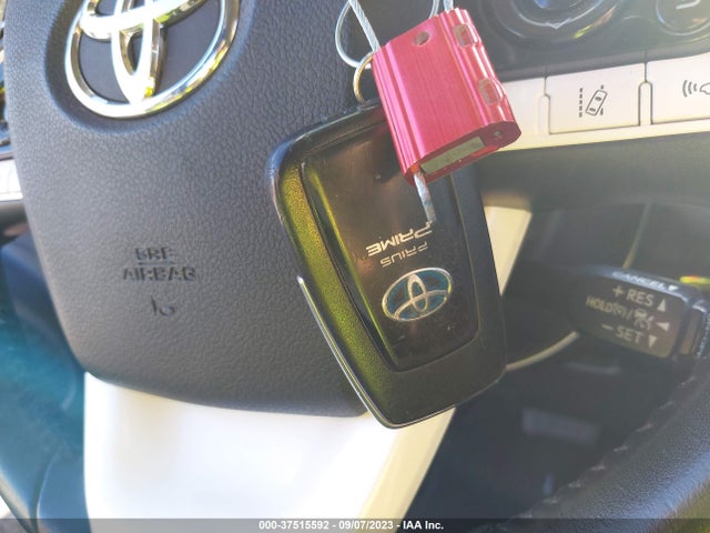 Toyota Prius Prime Plus/premium/advanced 2017 JTDKARFP1H3043335 Image 11