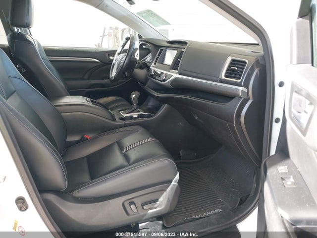 Toyota Highlander Xle/se 2017 5TDJZRFH3HS436118 Image 11