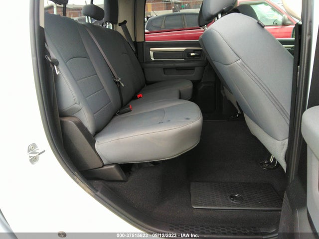 1C6RR7TTXKS651615 RAM 1500 Classic Slt