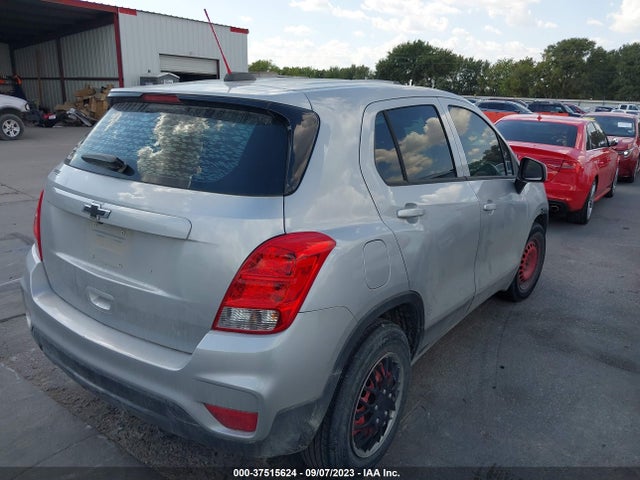 Chevrolet TRAX LS 2019 3GNCJKSB2KL164528 Image 4
