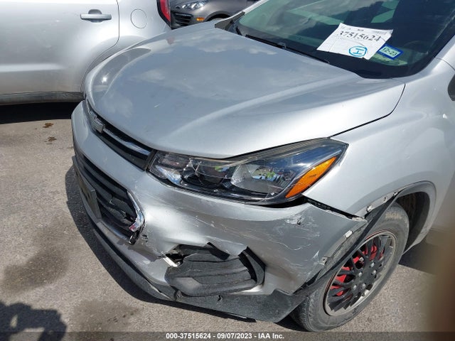 Chevrolet TRAX LS 2019 3GNCJKSB2KL164528 Image 6