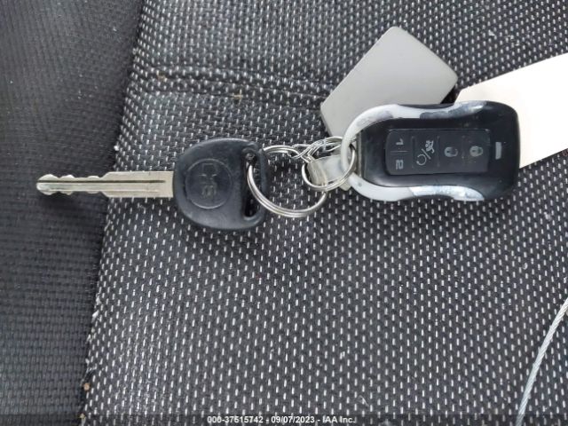2007 HUMMER H3 5GTDN13E578163456 Photo 10
