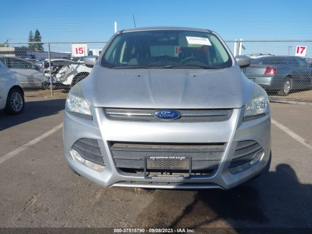 1FMCU9G95FUA10949 Ford ESCAPE SE